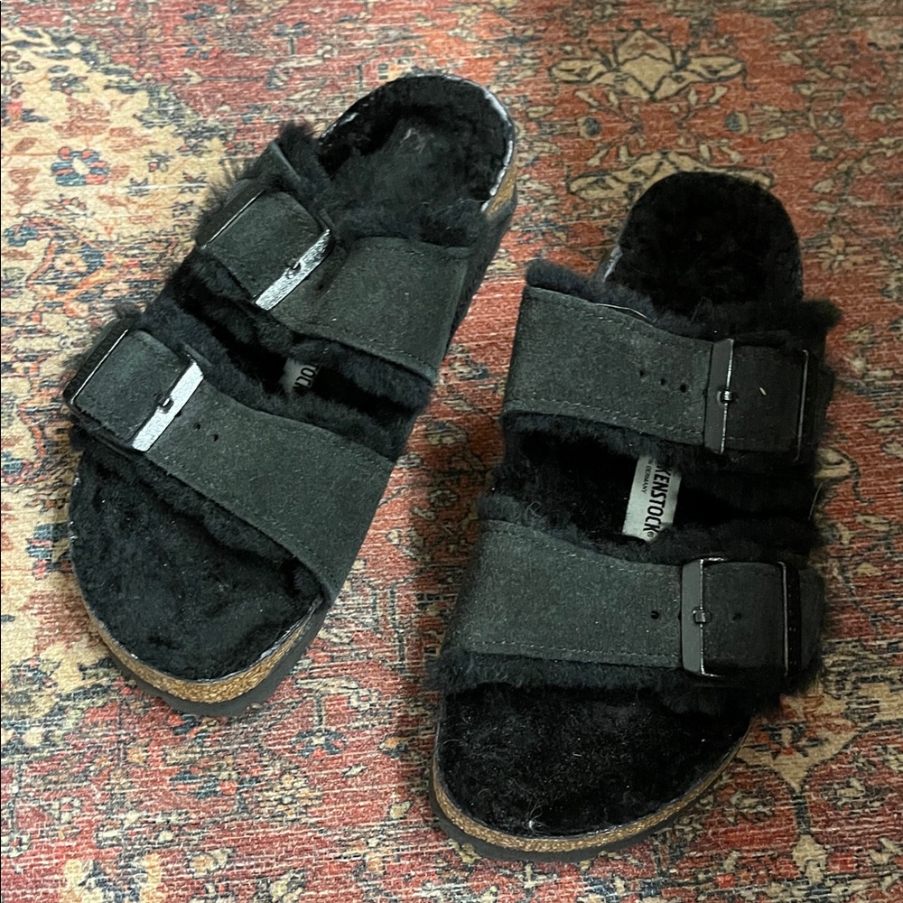 Birkenstock Black Fuzzy Lined Sandals